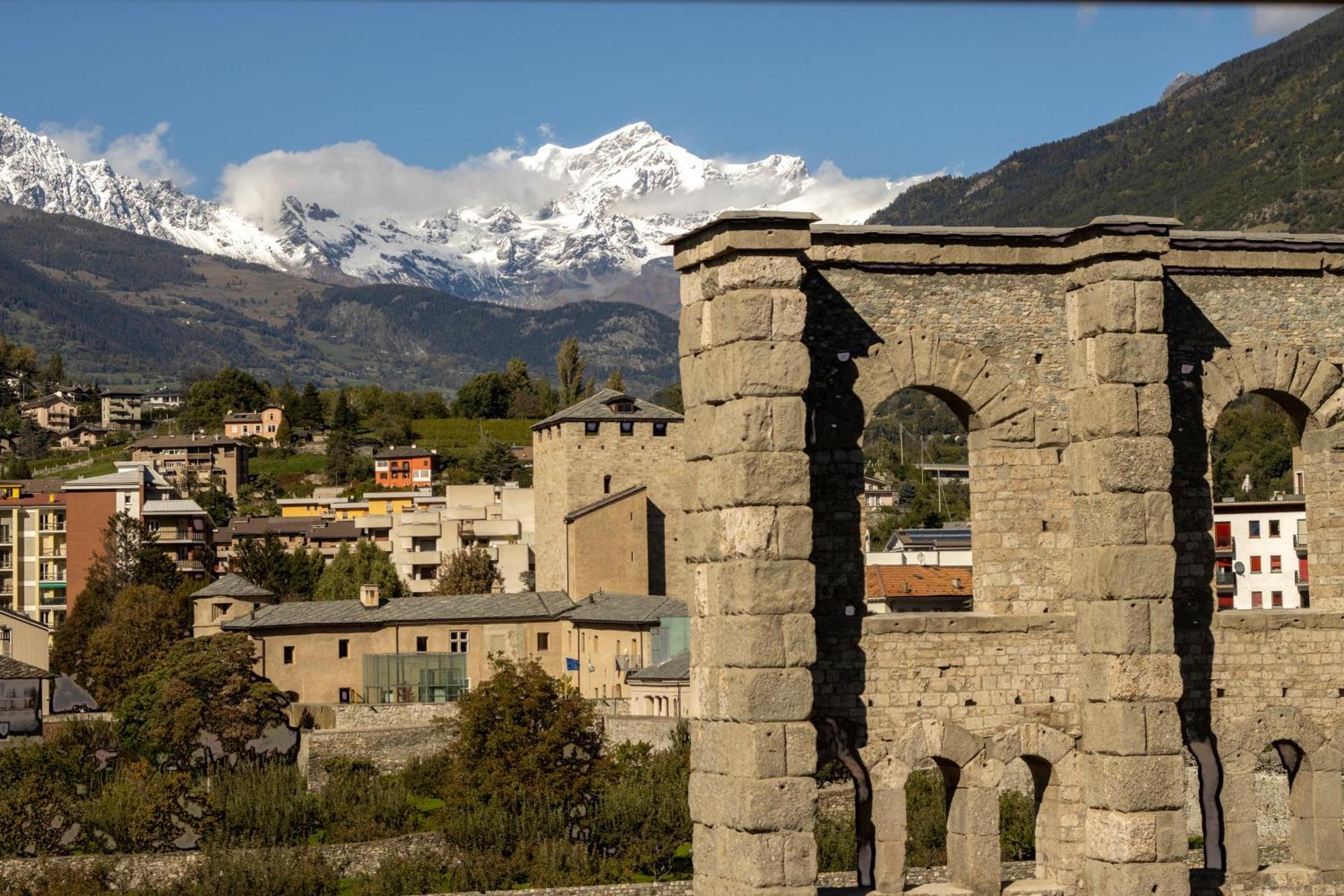 Aosta Con Vista - Appartamento In Centro Exteriér fotografie