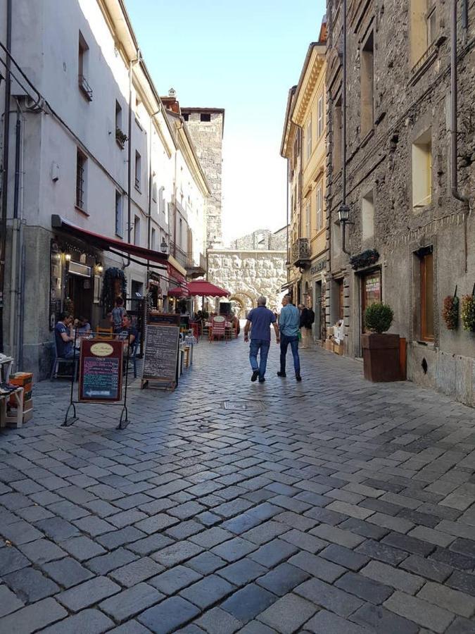Aosta Con Vista - Appartamento In Centro Exteriér fotografie